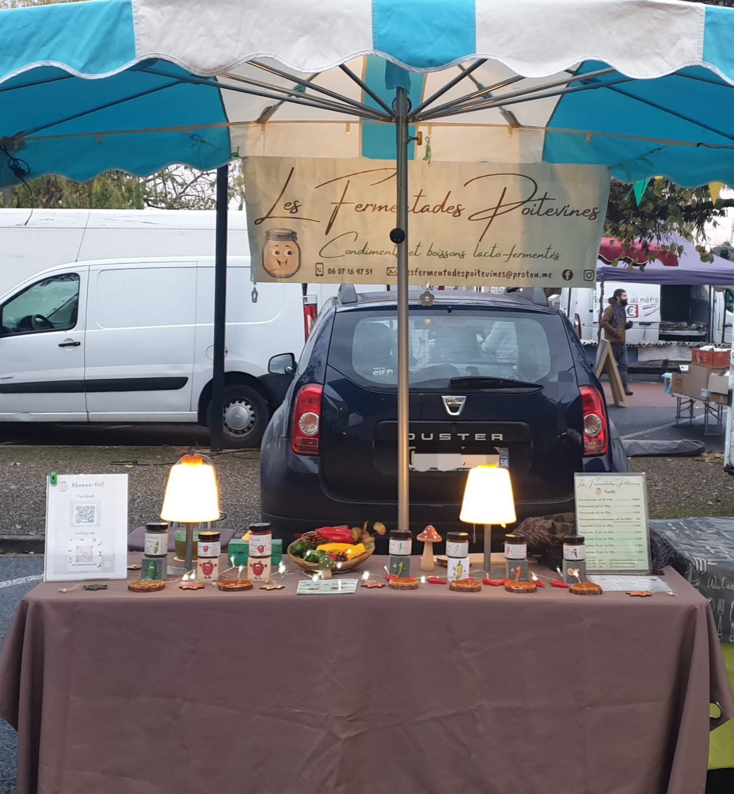 stand marche plein air parasol fermentades poitevines
